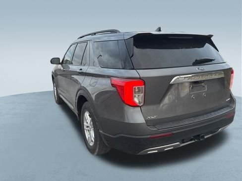 Used 2021 Ford Explorer XLT w/ Equipment Group 202A image 6