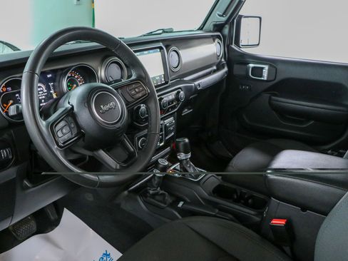 Used 2023 Jeep Gladiator Sport AWD/4WD image 23