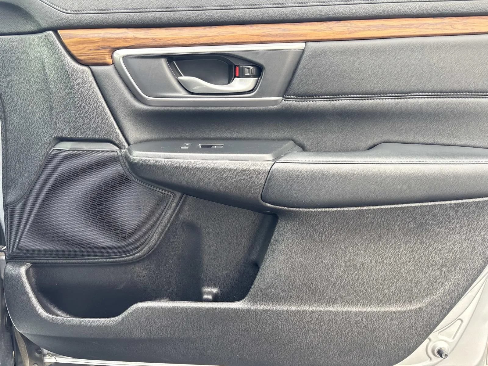 Used 2020 Honda CR-V EX-L image 24