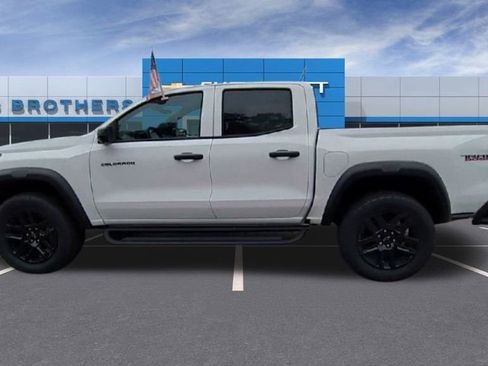 New 2025 Chevrolet Colorado Trail Boss w/ Off-Road Front Bumper Package image 6