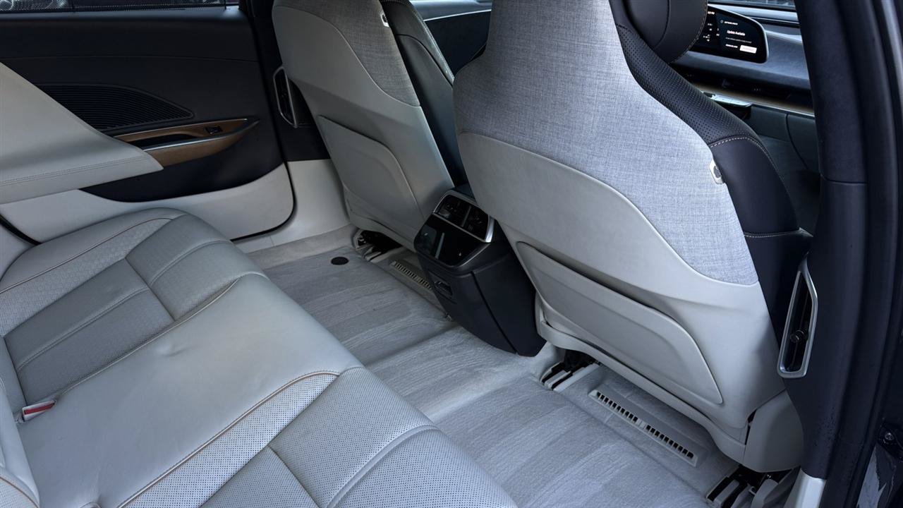 Used 2023 Lucid Air Grand Touring AWD/4WD image 38