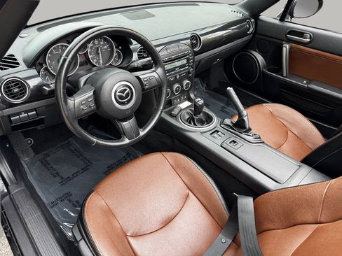 Used 2014 MAZDA MX-5 Miata Grand Touring w/ Premium Package image 15