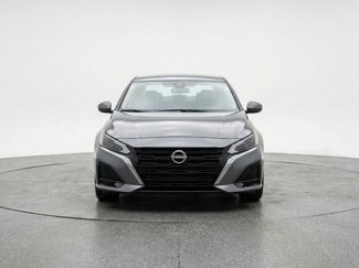 Used 2025 Nissan Altima 2.5 SV video 1