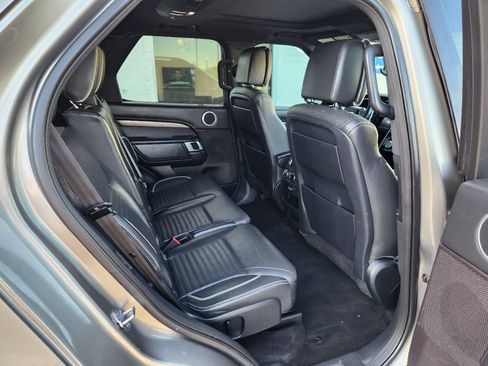 Used 2017 Land Rover Discovery HSE Luxury AWD/4WD image 13