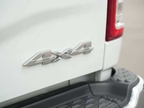 Used 2024 RAM 2500 Big Horn AWD/4WD image 45