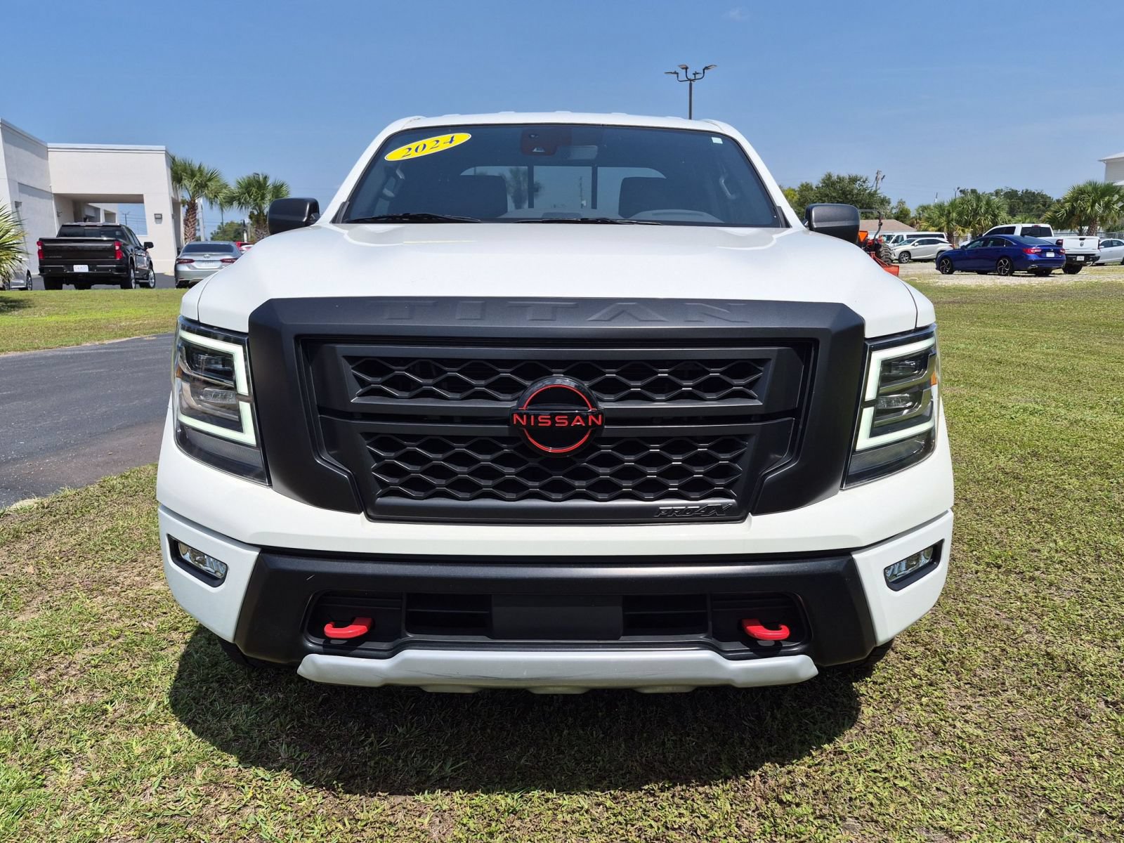 Used 2024 Nissan Titan PRO-4X w/ Off Road Protection Package AWD/4WD image 2