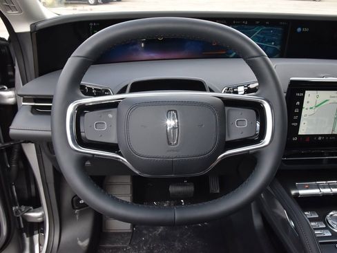 New 2026 Lincoln Nautilus Reserve AWD/4WD image 51