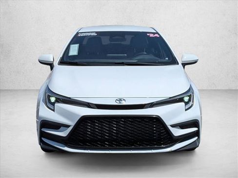 Used 2024 Toyota Corolla SE FWD image 2