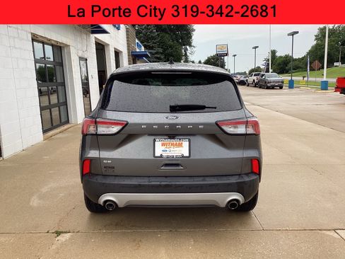Used 2022 Ford Escape SE FWD image 4
