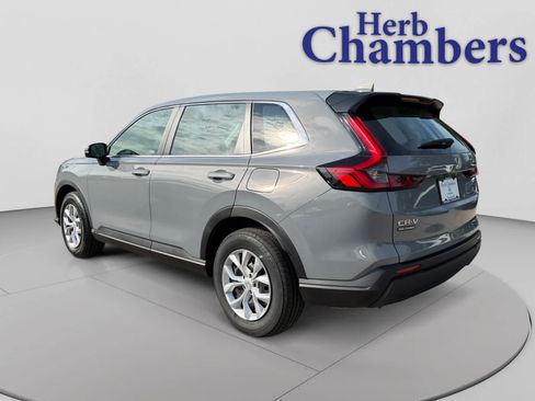 Used 2023 Honda CR-V LX image 3