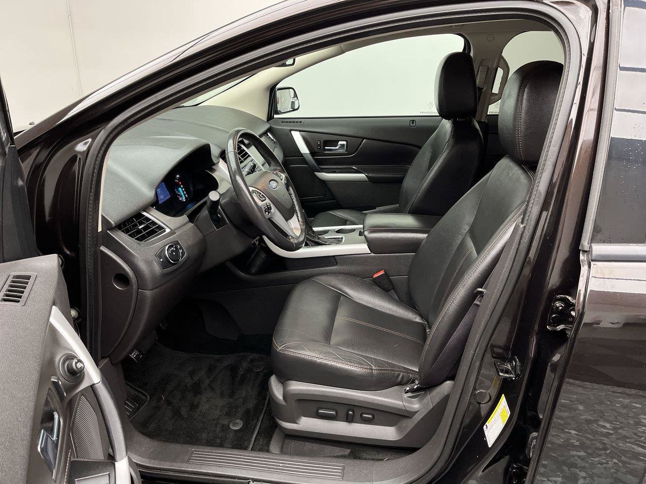 Used 2013 Ford Edge SEL FWD image 3