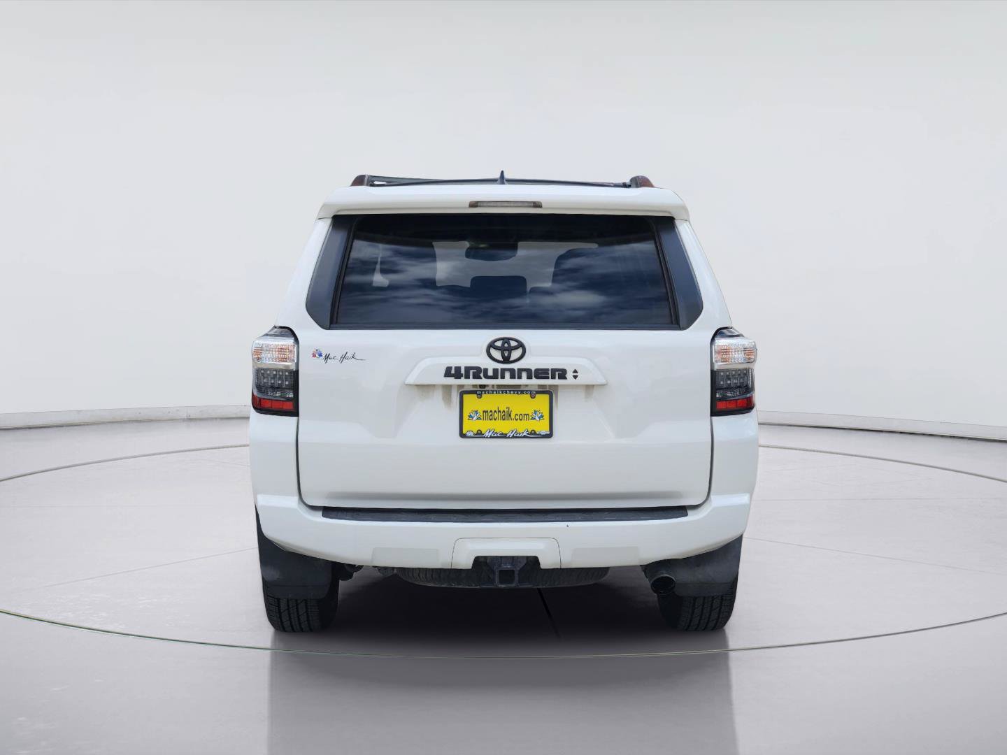 Used 2020 Toyota 4Runner SR5 Premium w/ Moonroof Package AWD/4WD image 6