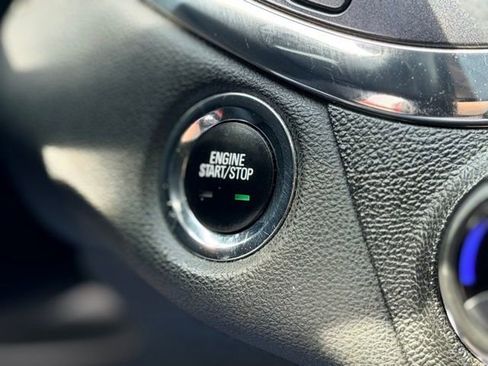 Used 2014 Chevrolet Impala LT FWD image 11