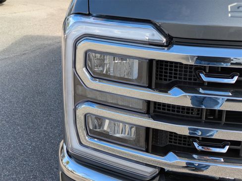 New 2026 Ford F250 Lariat image 9