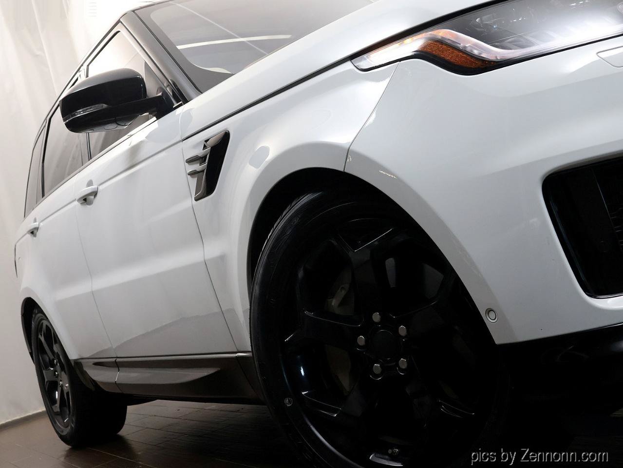 Used 2019 Land Rover Range Rover Sport HSE AWD/4WD image 4