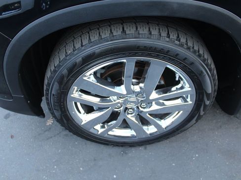 Used 2016 Honda Pilot Elite image 11