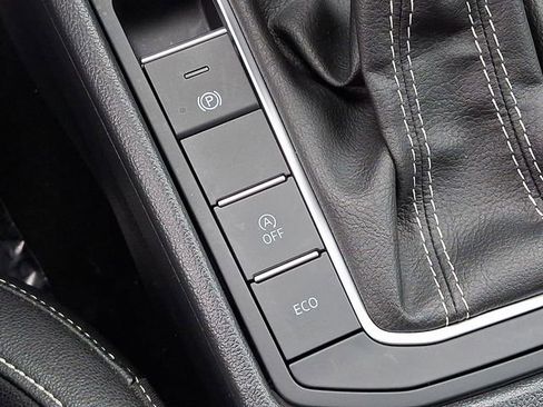 Used 2024 Volkswagen Jetta SE image 27