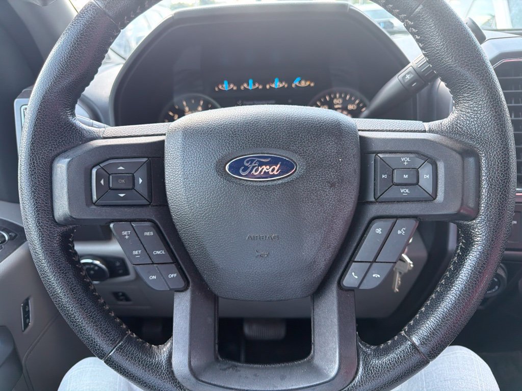 Used 2016 Ford F150 XLT w/ Equipment Group 301A Mid RWD image 2