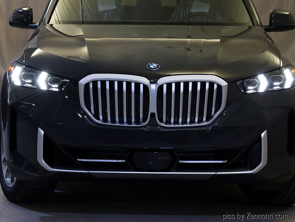 Used 2026 BMW X5 xDrive50e w/ Climate Comfort Package AWD/4WD image 6