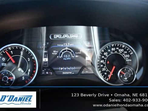 Used 2021 RAM 2500 Laramie AWD/4WD image 7