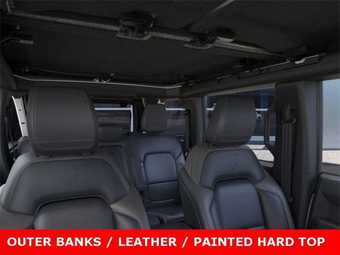 New 2025 Ford Bronco Outer Banks image 12