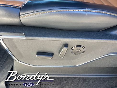 Used 2024 Ford F250 Platinum w/ FX4 Off-Road Package image 9