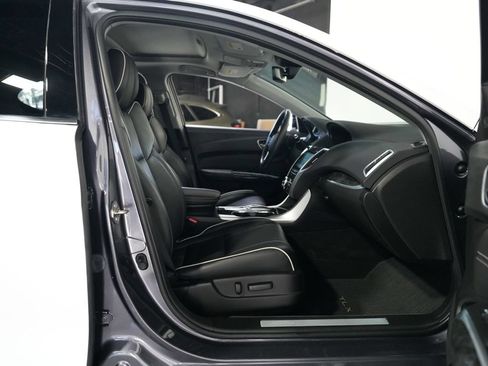 Used 2018 Acura TLX w/ Technology Package FWD image 35