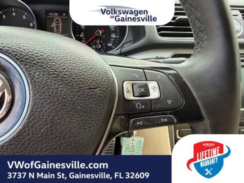 Used 2017 Volkswagen Passat 1.8T R-Line image 22