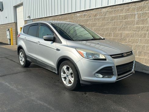 Used 2014 Ford Escape SE AWD/4WD image 3