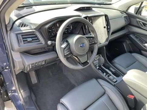 Certified 2025 Subaru Ascent Bronze Edition w/ Onyx Package image 18