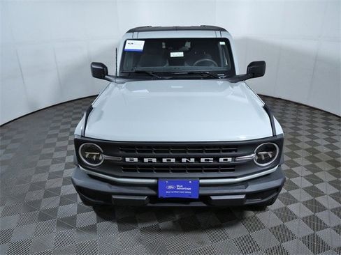 Certified 2023 Ford Bronco Base image 3