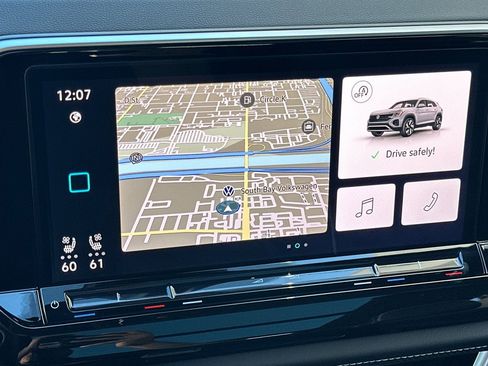 New 2025 Volkswagen Atlas Cross Sport SEL Premium R-Line image 17