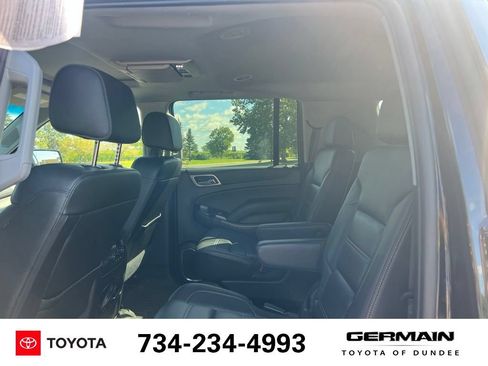 Used 2020 GMC Yukon XL Denali w/ Open Road Package AWD/4WD image 12