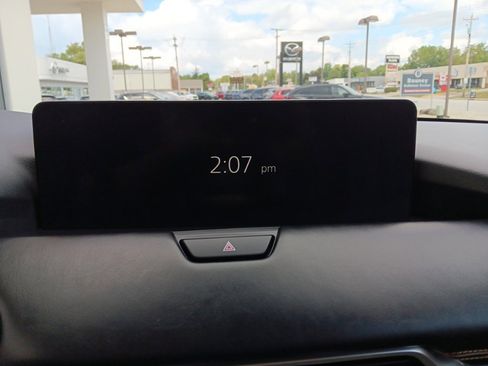 Certified 2025 MAZDA CX-70 Plug-In Hybrid w/ Premium Plus image 18