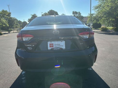Used 2024 Toyota Corolla LE FWD image 11