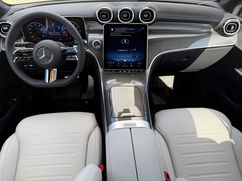 New 2026 Mercedes-Benz GLC 300 image 23