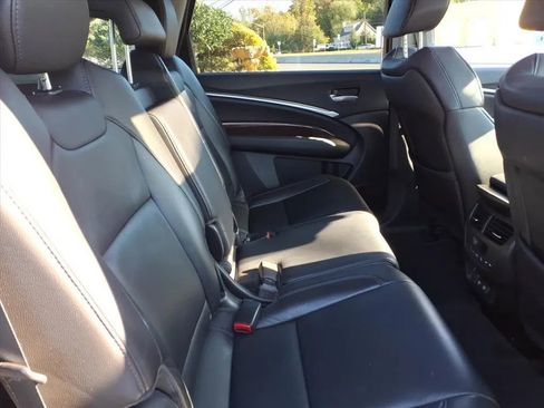 Used 2017 Acura MDX SH-AWD image 11