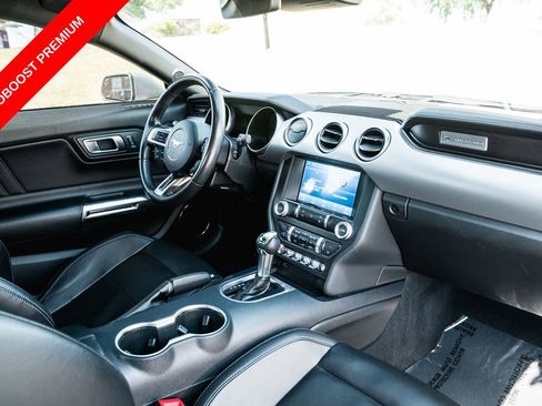 Used 2022 Ford Mustang Premium RWD image 11