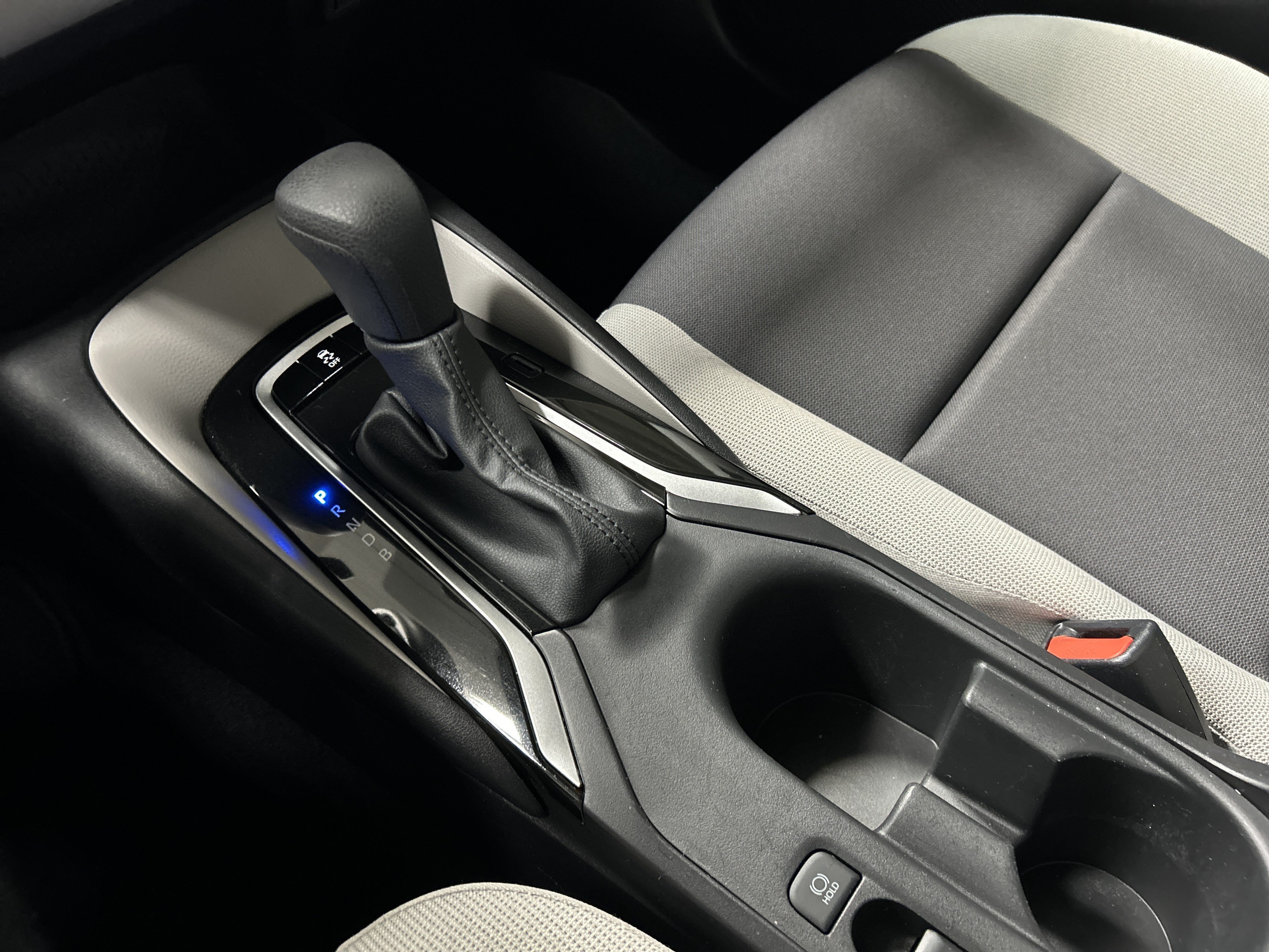 Used 2025 Toyota Corolla LE FWD image 26