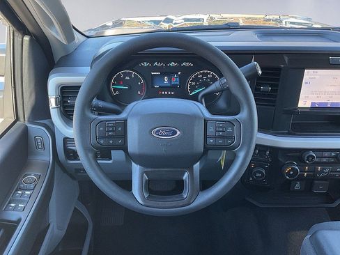 New 2026 Ford F250 XLT AWD/4WD image 9