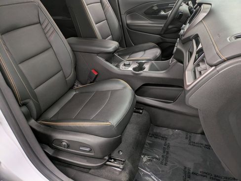Used 2022 GMC Terrain AT4 w/ LPO, Floor Liner Package image 28
