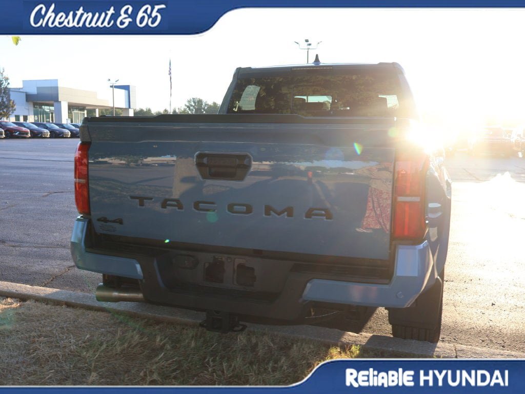 Used 2026 Toyota Tacoma TRD Sport w/ TRD Sport Upgrade Package AWD/4WD image 20