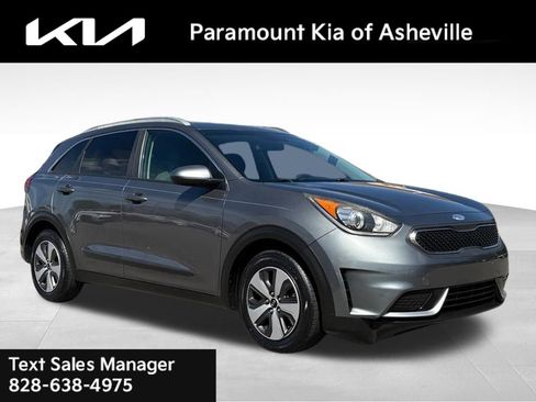 Used 2018 Kia Niro LX image 1