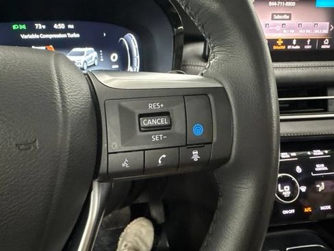 Used 2025 INFINITI QX60 Luxe AWD/4WD image 42
