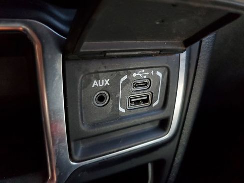 Used 2022 Jeep Wrangler Unlimited Sport AWD/4WD image 23