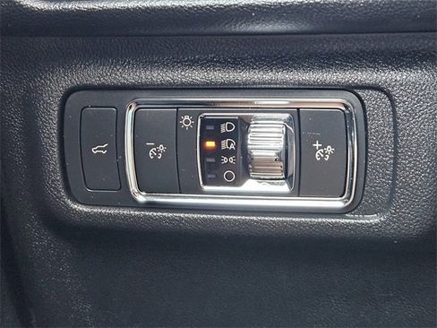 Certified 2022 Lincoln Corsair FWD w/ Premium Package image 22