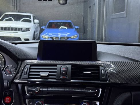 Used 2015 BMW M4 Coupe RWD image 20
