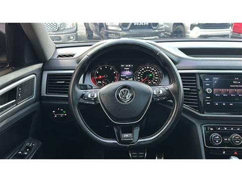 Used 2018 Volkswagen Atlas SEL AWD/4WD image 21