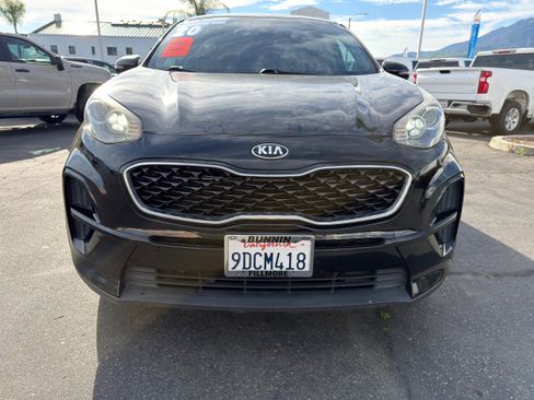 Used 2020 Kia Sportage LX w/ LX Popular Package image 38