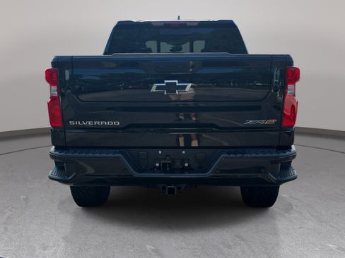 Used 2025 Chevrolet Silverado 1500 ZR2 w/ Technology Package AWD/4WD image 6